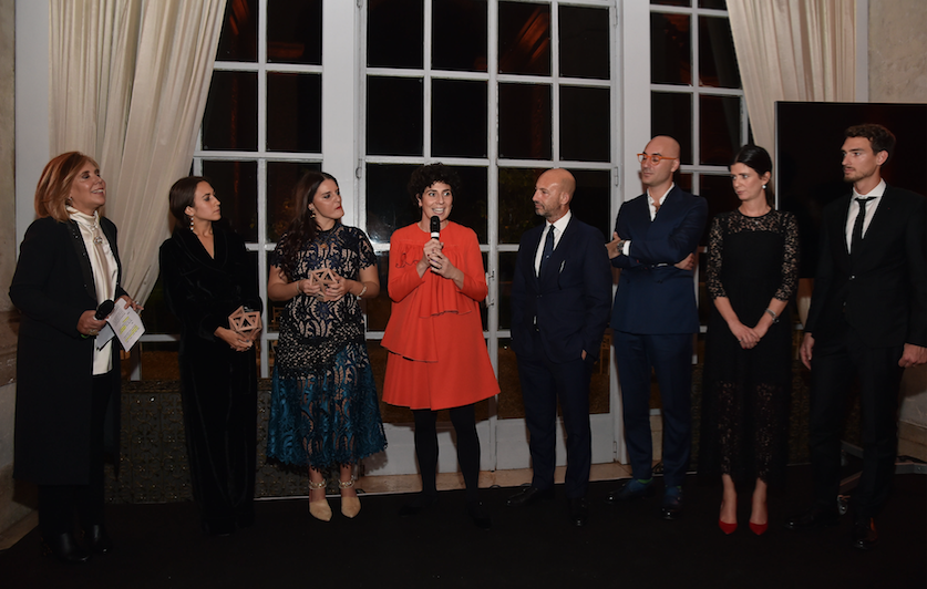 Insieme a Maria Latella, i vincitori del Premio Giovani Imprese 2016 nel corso della Cena Altagamma a Villa Madama, a Roma.